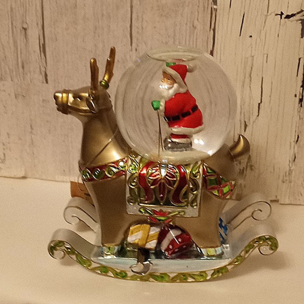 Christmas Decor - Picture 3 of 4